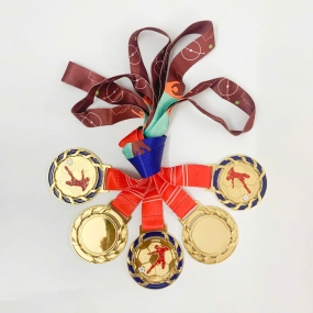 HUY CHƯƠNG TV CẦU THỦ 5 (dây nâu)