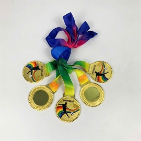 HUY CHƯƠNG IWIN CẦU THỦ