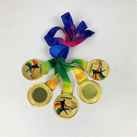 HUY CHƯƠNG IWIN CẦU THỦ